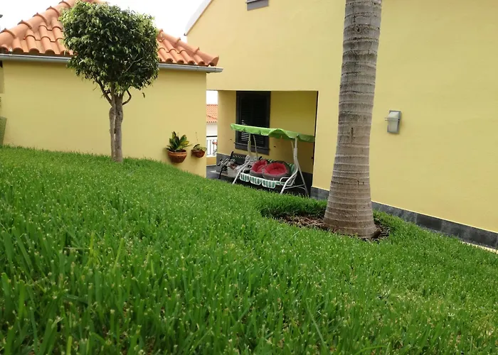 The Sun Edge House * Ponta do Sol (Madeira)