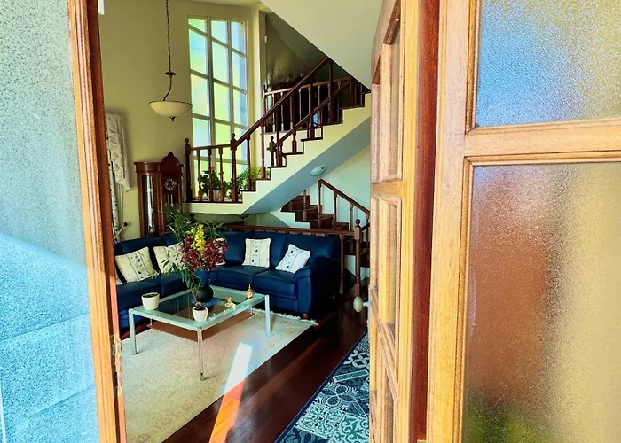 The Sun Edge House Homestay *