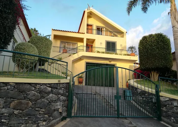 The Sun Edge House Homestay