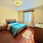 ホームステイ The Sun Edge House ポンタ・ド・ソル