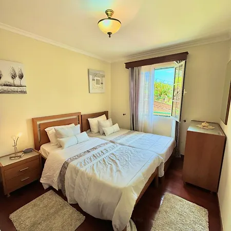 The Sun Edge House * Понта-ду-Сол