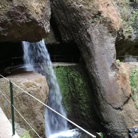 The Sun Edge House * Понта-ду-Сол